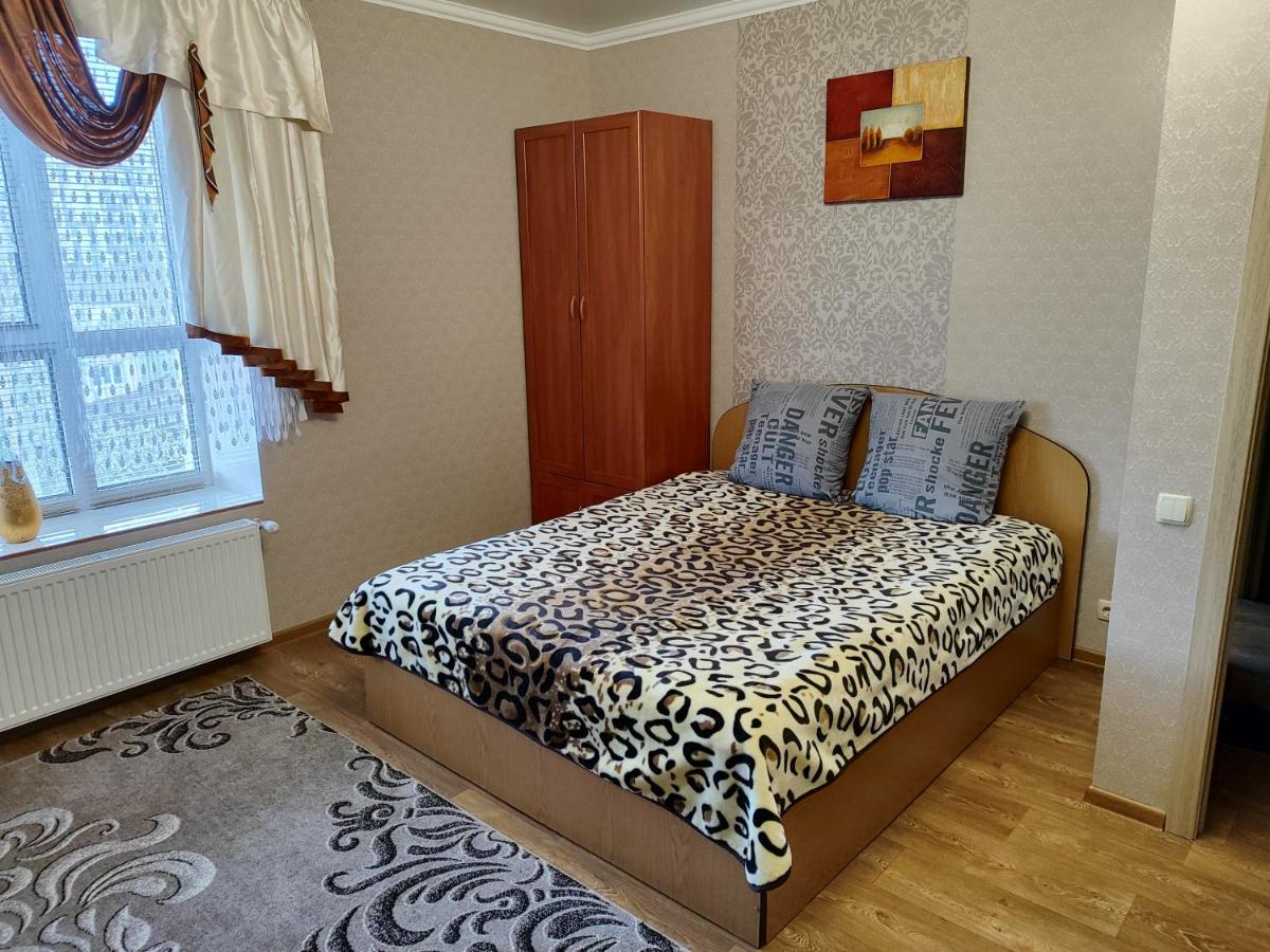 Новобудова Центр Либiдь Плаза Apartment Khmel'nyts'kyy Exterior photo